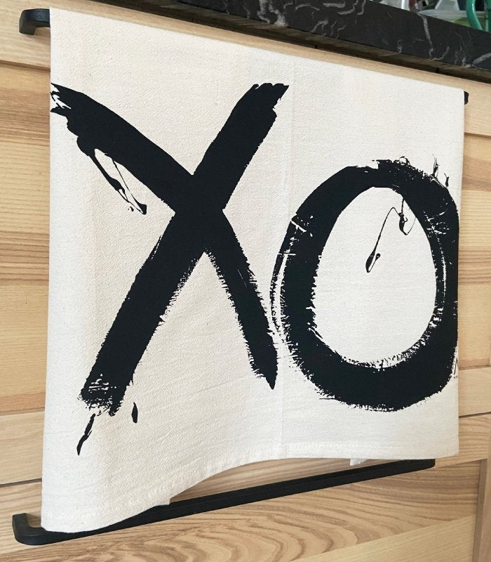 XO Tea Towel - BY THE PEOPLE SHOP