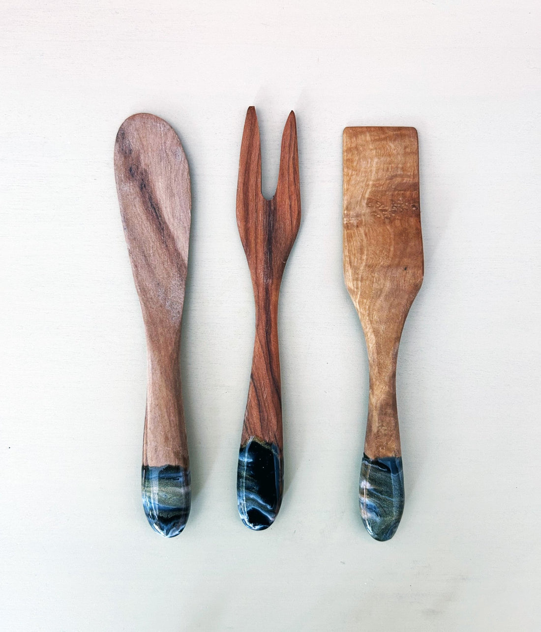 Olive Wood Cheese Utensil set of 3 - BY THE PEOPLE SHOP | PAUSE MORE, LIVE MORE