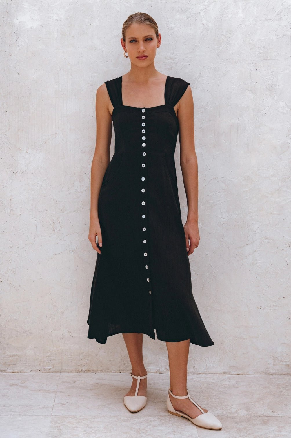 Black Mira Linen Midi Dress - BY THE PEOPLE SHOP | PAUSE MORE, LIVE MORE
