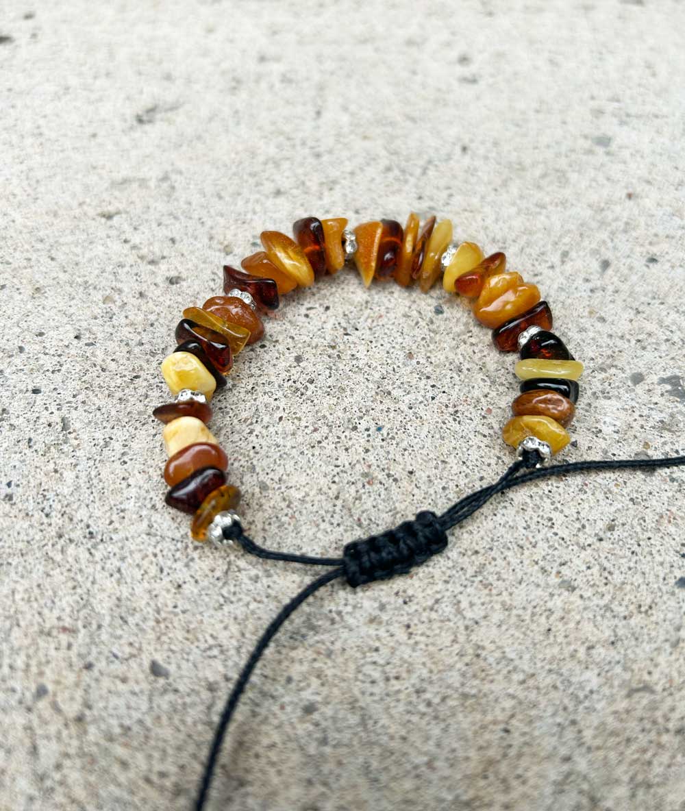 Small Stone Amber Bracelet - BY THE PEOPLE SHOP | PAUSE MORE, LIVE MORE