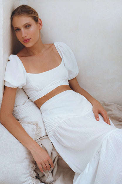 White Kiana Linen Crop Top - BY THE PEOPLE SHOP | PAUSE MORE, LIVE MORE